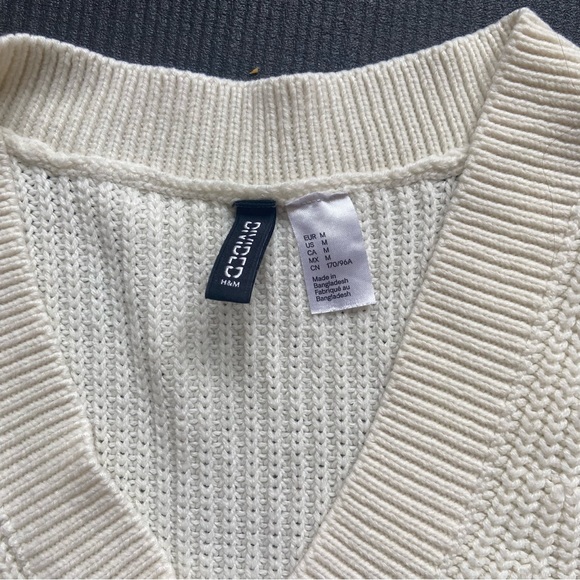 Off White Sweater Vest - Picture 2 of 3